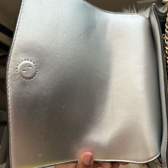 Tory Burch Robinson Metallic - Picture 5 of 5